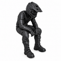 Figura Motociclista 3D: Estilo y Pasión sobre Ruedas